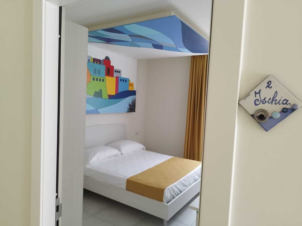 Deluxe Double Room | In-room safe, desk, laptop workspace, blackout drapes