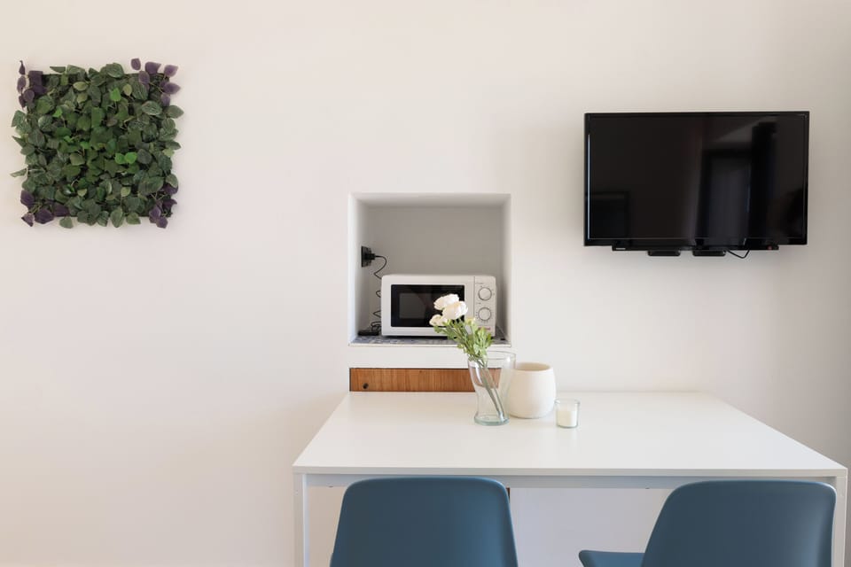 Kitchen/Living Area with Sea View