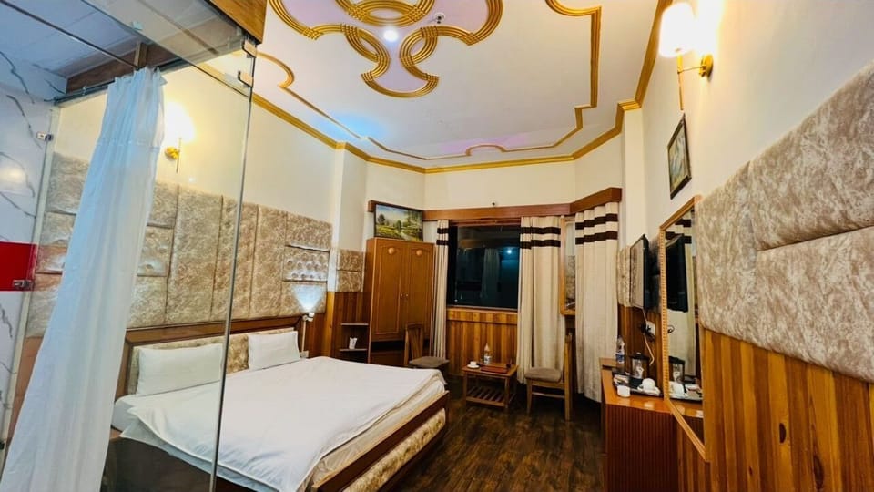 Standard Room | 1 bedroom, premium bedding, memory foam beds, desk