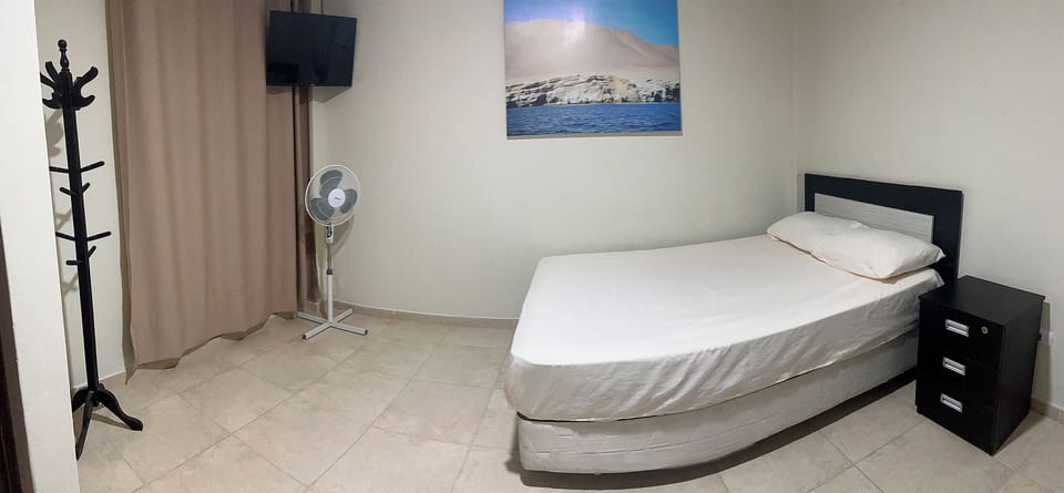 Deluxe Room, 1 Double Bed | Desk, WiFi (free), bed sheets