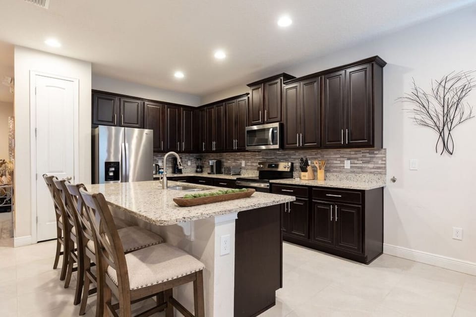 Spacious Kitchen