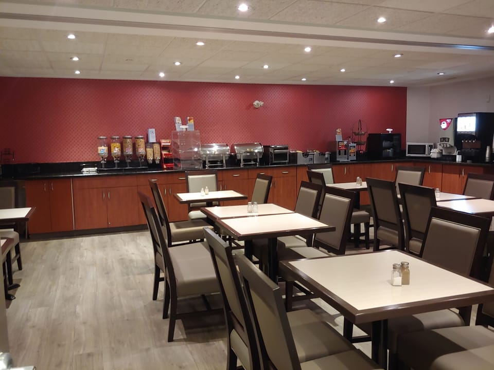 Free daily full breakfast