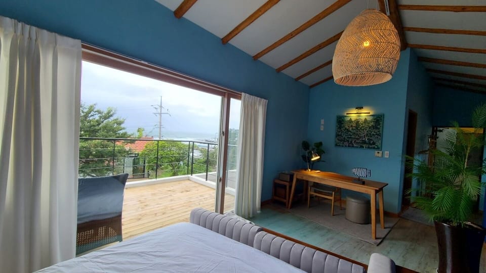 Luxury Double Room, 1 King Bed, Balcony, Ocean View | Egyptian cotton sheets, down comforters, laptop workspace, soundproofing