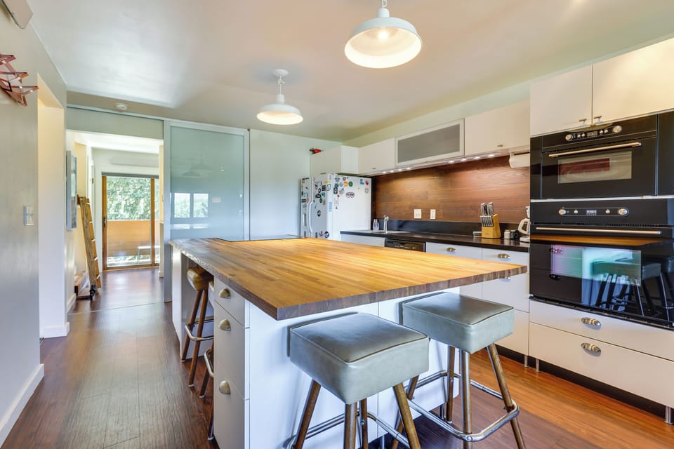 Kitchen | Cooking Basics | Dishware & Flatware