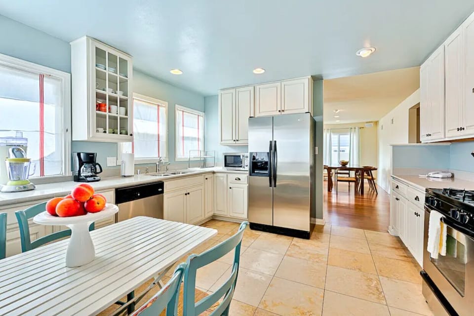 Kitchen Looking Into Living Room