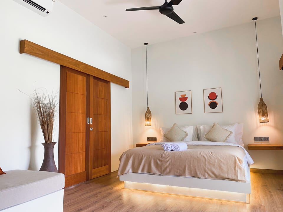 Deluxe Double Room | In-room safe, blackout drapes, WiFi (free)