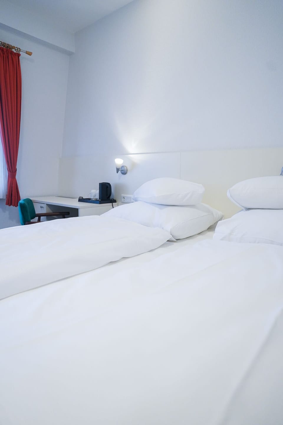 Standard Double Room | Desk, laptop workspace, free WiFi