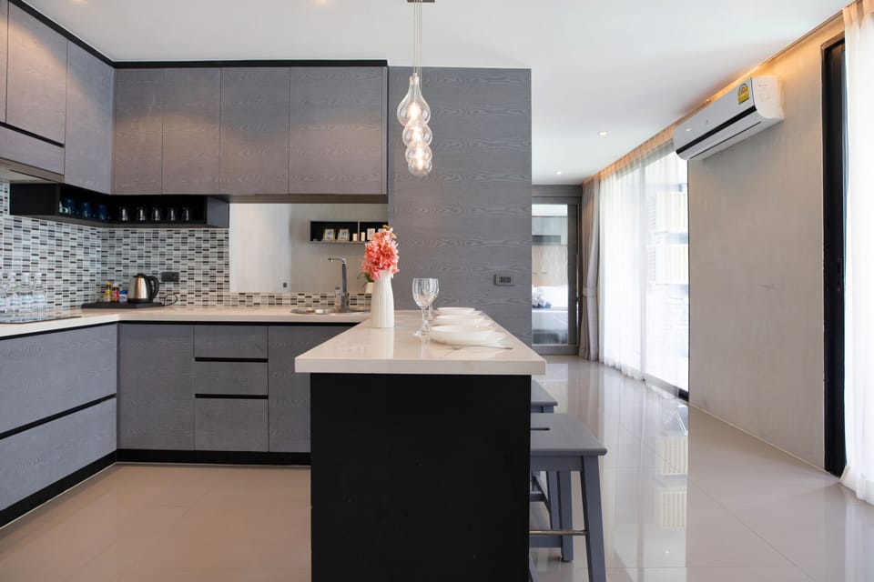 Exclusive Condo | Private kitchen | Electric kettle