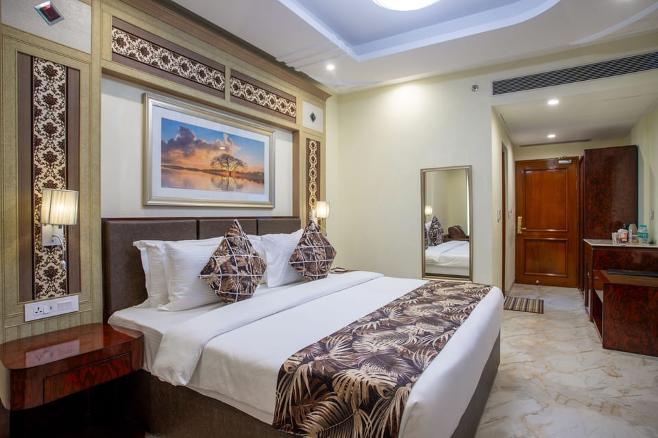 Superior Room | In-room safe, desk, blackout drapes, iron/ironing board