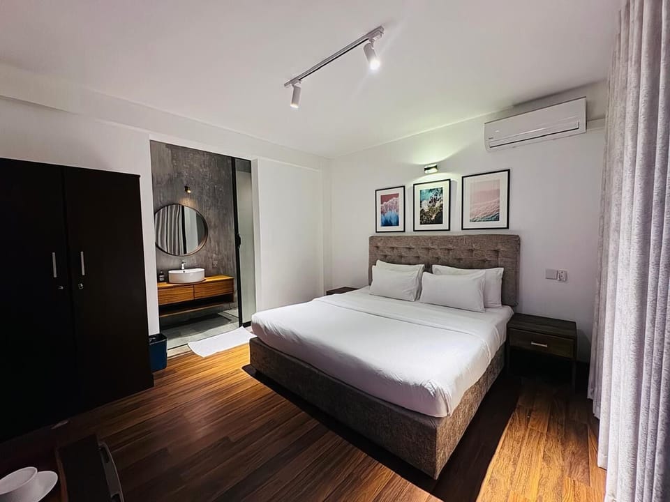 Deluxe Double Room | Premium bedding, memory foam beds, minibar, free WiFi