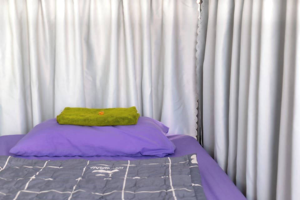 Standard Shared Dormitory | Desk, soundproofing, free WiFi, bed sheets