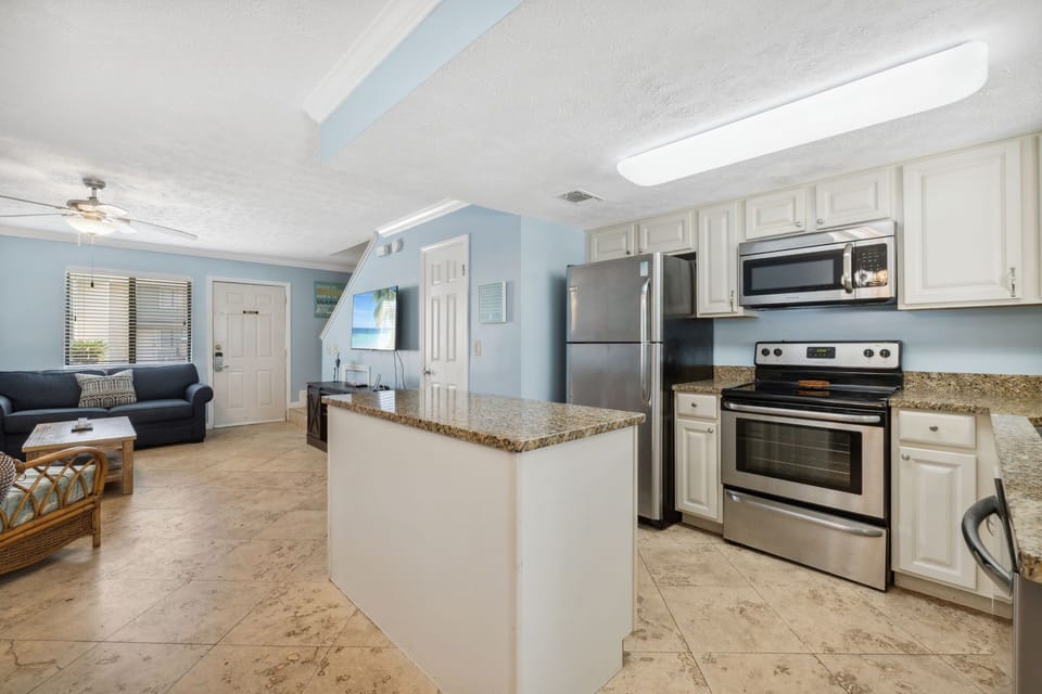 fully equipped kitchen