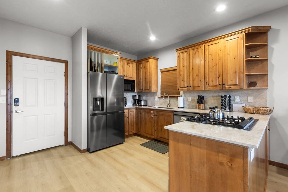 Bear Hollow Village 5458: