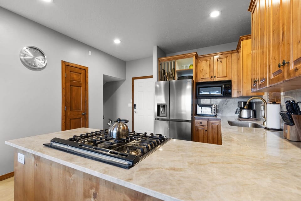 Bear Hollow Village 5458: