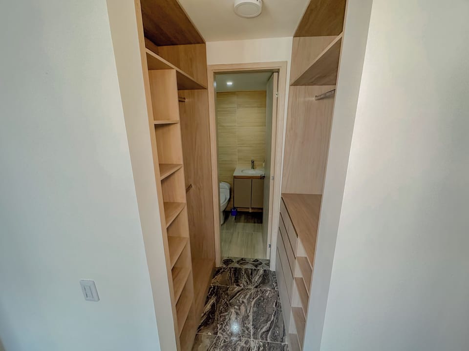 Basic Single Room | Wardrobe