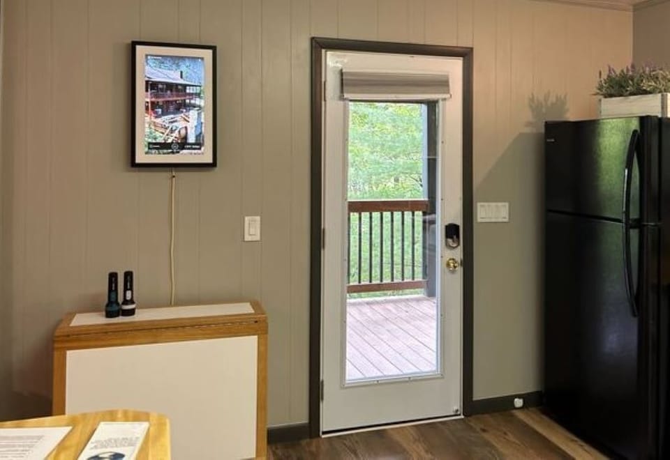 The property was beautiful, very well maintained and very clean. -Paula  