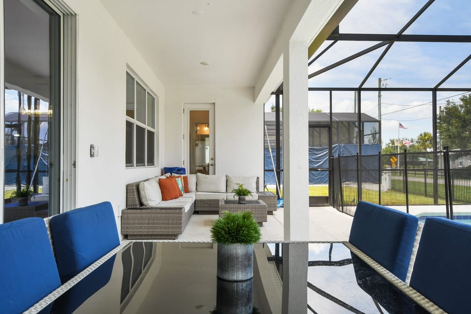 House, Multiple Beds, Pool Access, Pool View (2513SD VP) | Outdoor dining