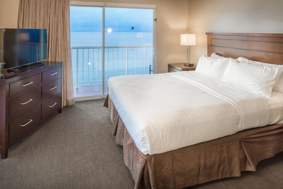 1 BR King Bed