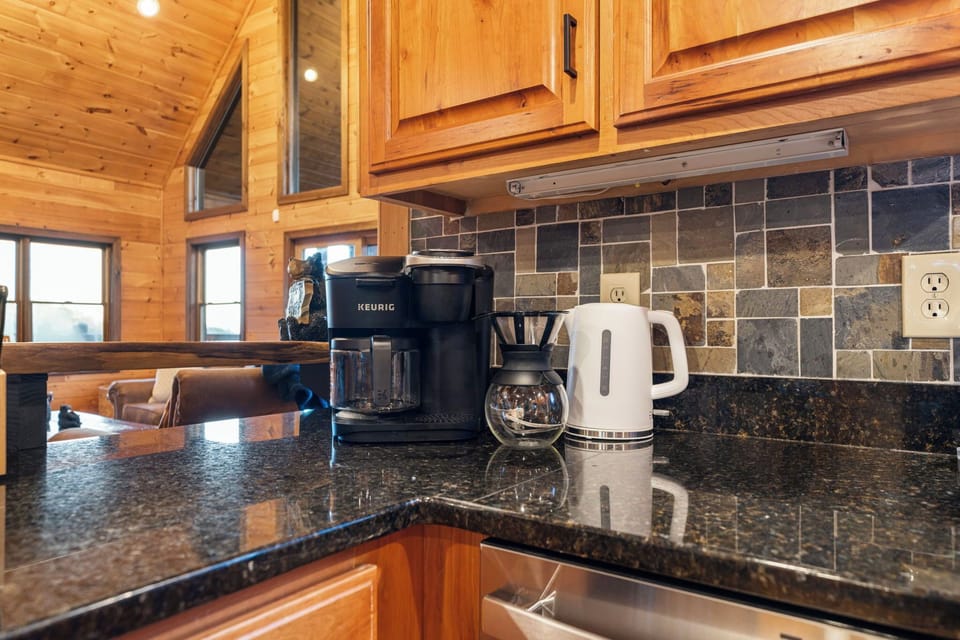 Keurig, drip, pour over and electric kettle provided. Coffee and KCups provided