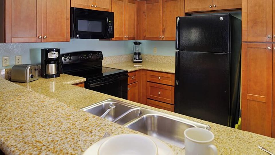 RVO_3_Room_Gallery_1_5