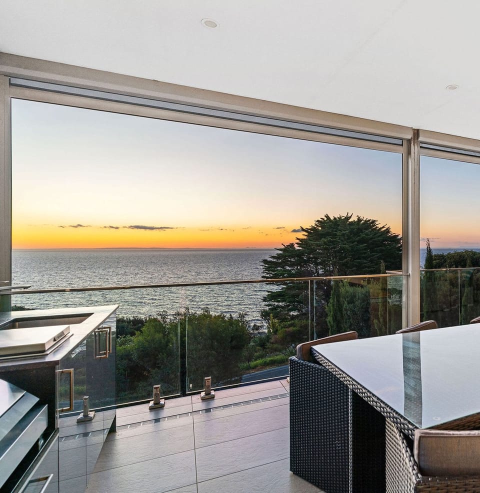 House, Accessible | 5 bedrooms, high-speed internet