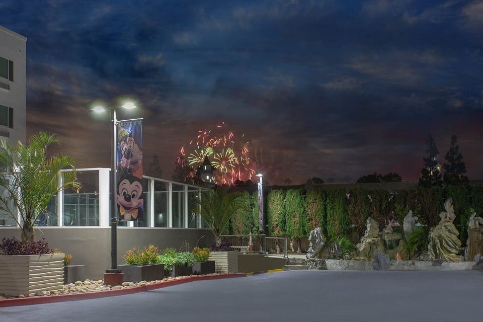 4d539b86-4d49-4dd1-add6-411f66949b93_18_WA_Exterior.jpg