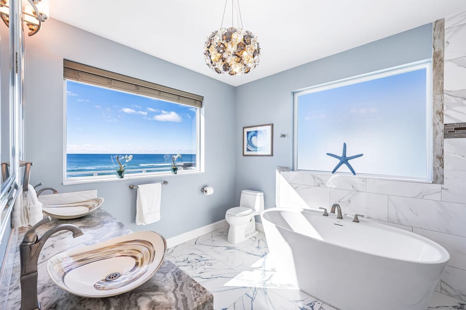 Master Bath | Gulf Front