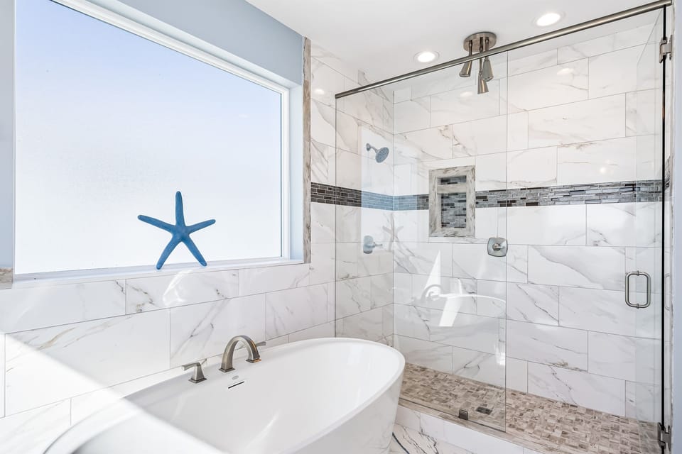 Master King Suite Bath | Third Floor