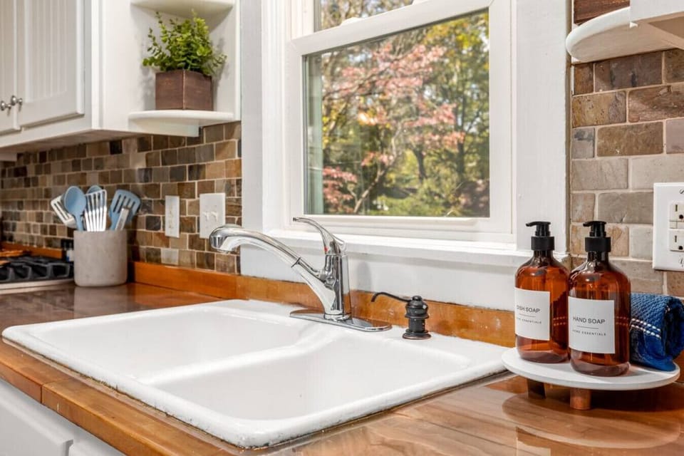 Fully equipped kitchen, great meals, and memorable moments all in one stay.