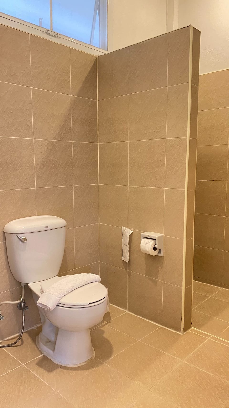 Junior Double or Twin Room, Non Smoking | Bathroom | Slippers, towels