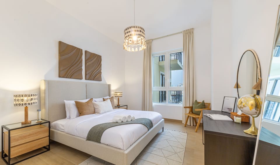 Luxury Apartment | 1 bedroom, in-room safe, iron/ironing board, free WiFi