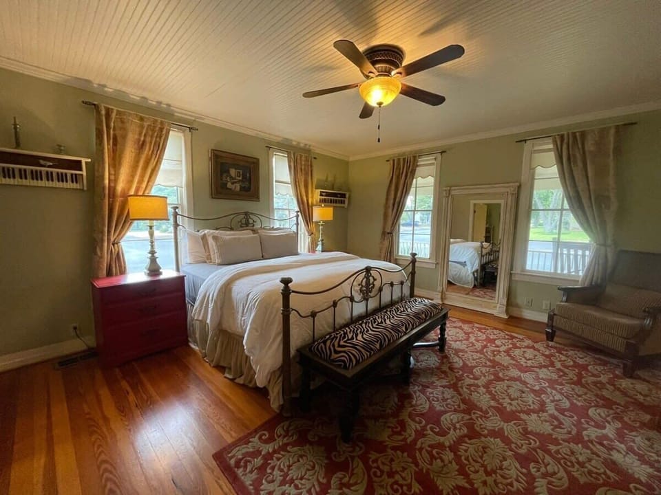 Master bedroom