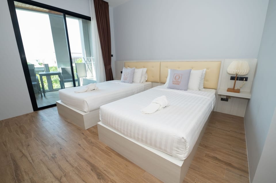 In-room safe, desk, free WiFi, bed sheets