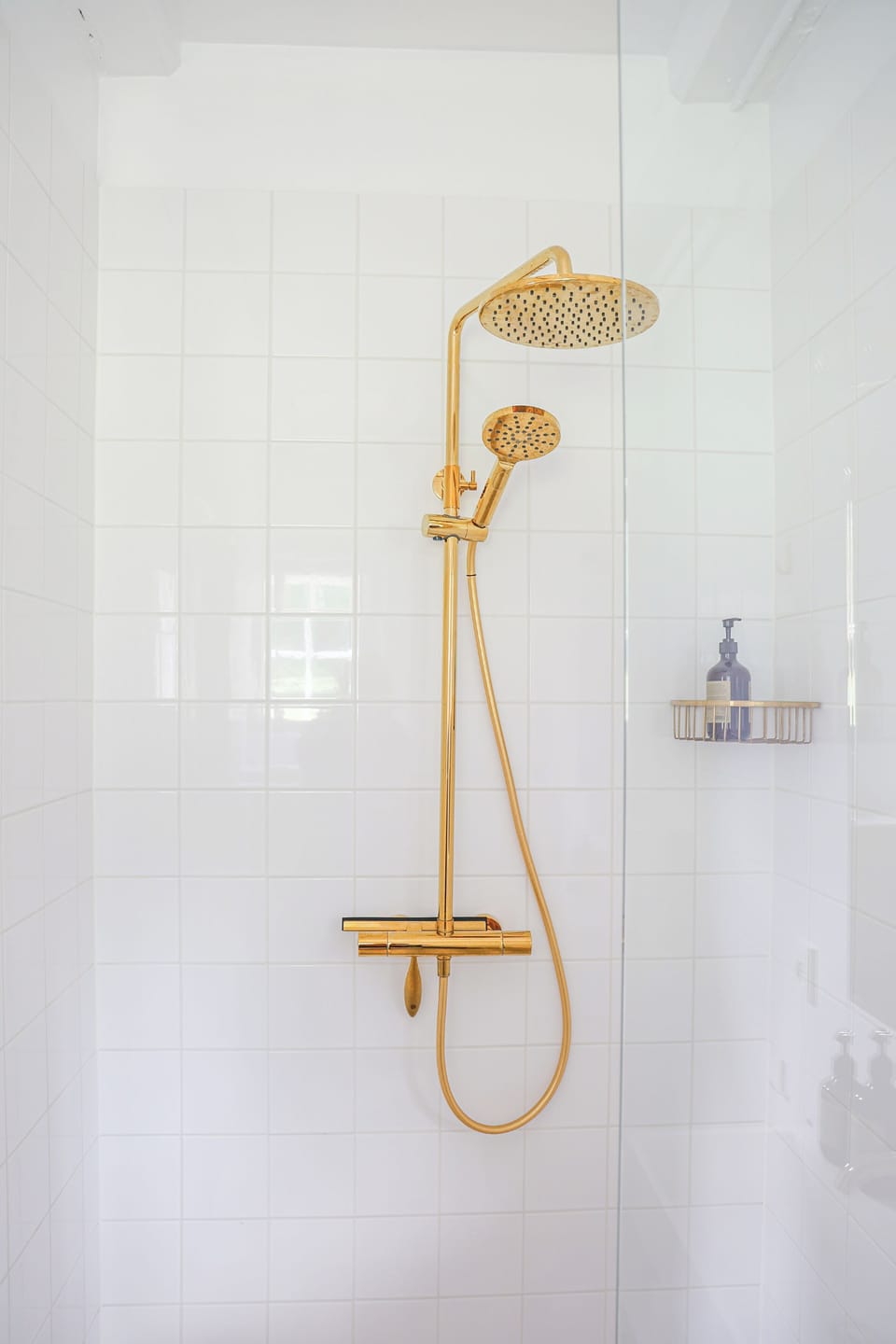 Comfort Double Room | Bathroom | Shower, hair dryer, towels, soap