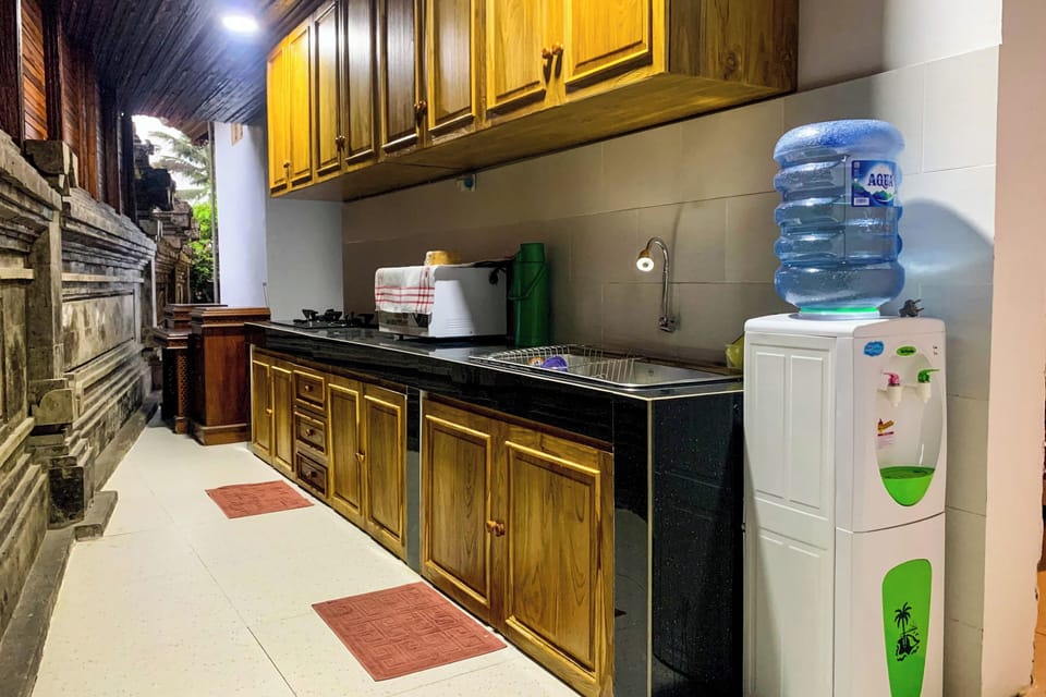 Balinese Room | Shared kitchen