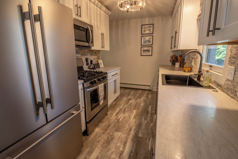 Main Level | Kitchen