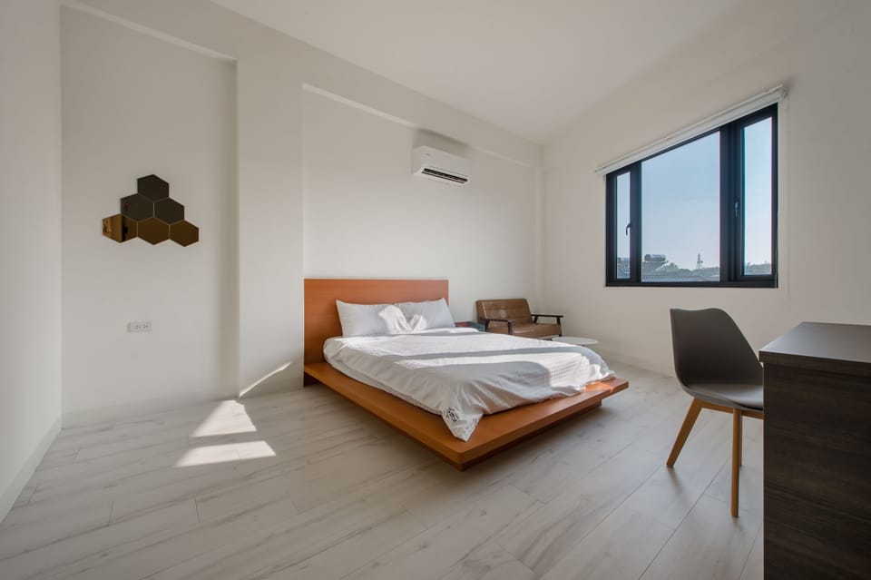 Double Room | Free WiFi, bed sheets