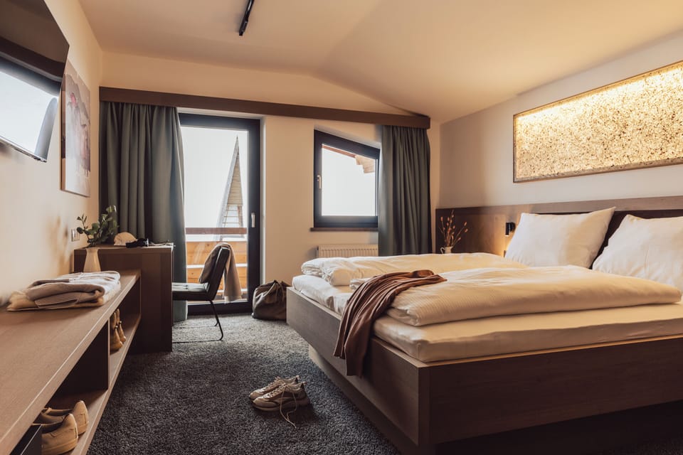 Superior Apartment | In-room safe, desk, free WiFi, bed sheets