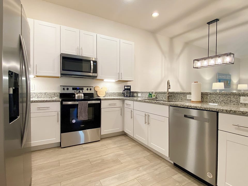 Fully updated kitchen with all the modern conveniences. 
