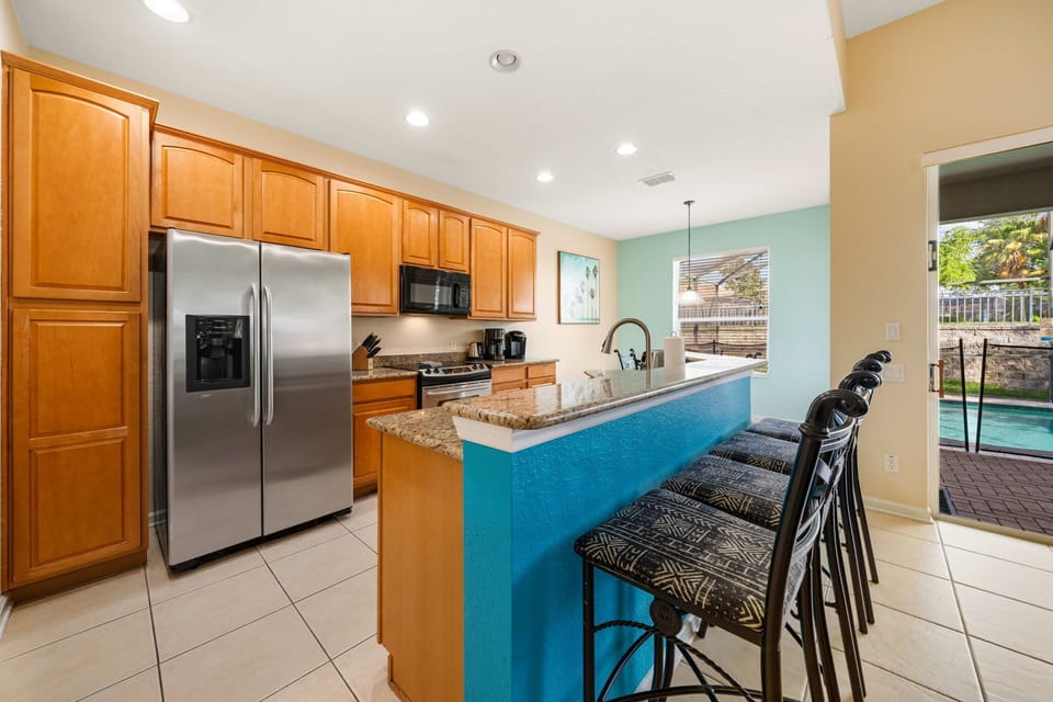 Breakfast bar with seating—perfect for casual meals and conversation.