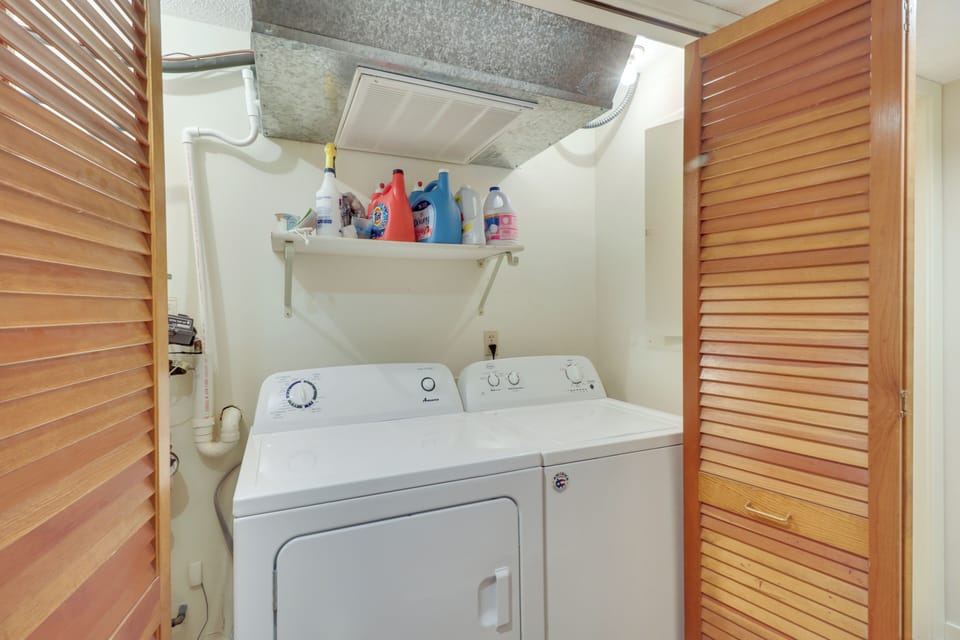Laundry Room | Detergent Provided