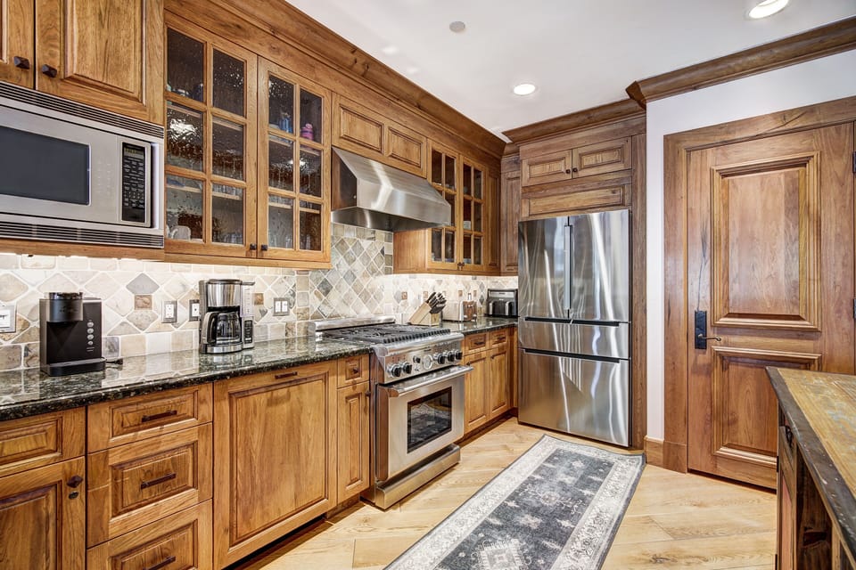 Indoors, Kitchen, Hardwood, Microwave, Oven