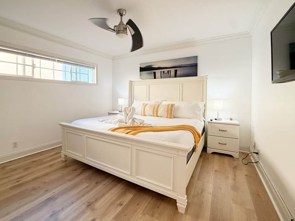 King Bedroom