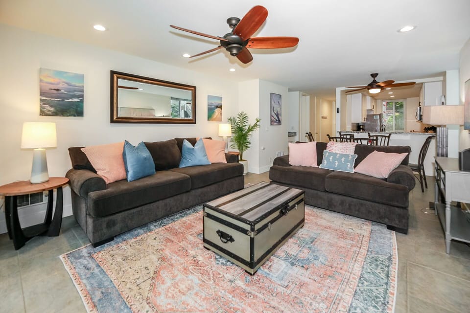 Comfortable seating in the living room for the whole crew!
