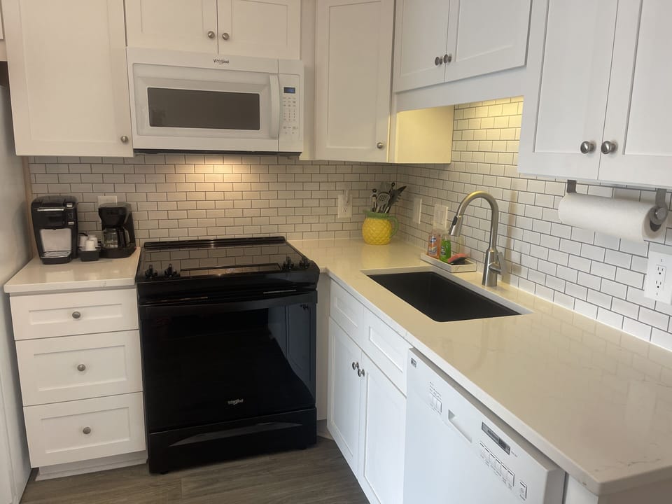 Updated kitchen with new flat top oven