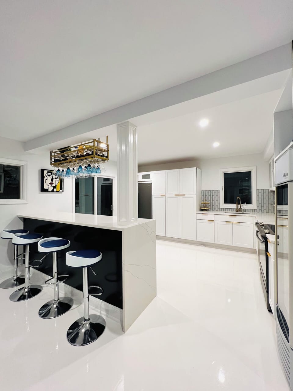 2nd full kitchen on lower level