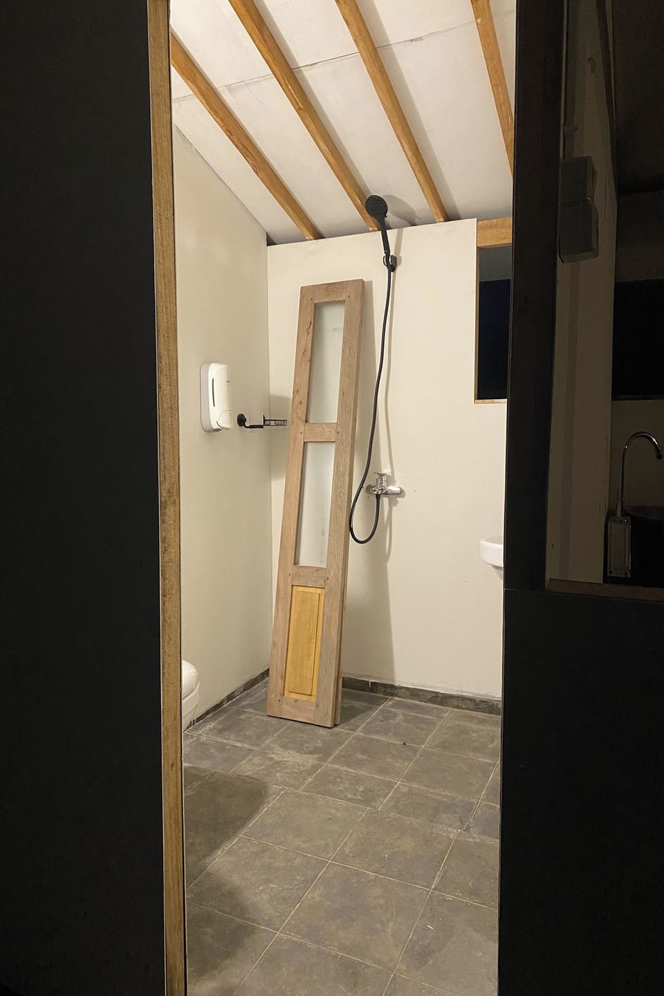 Family Tent | Bathroom | Shower, rainfall showerhead, towels