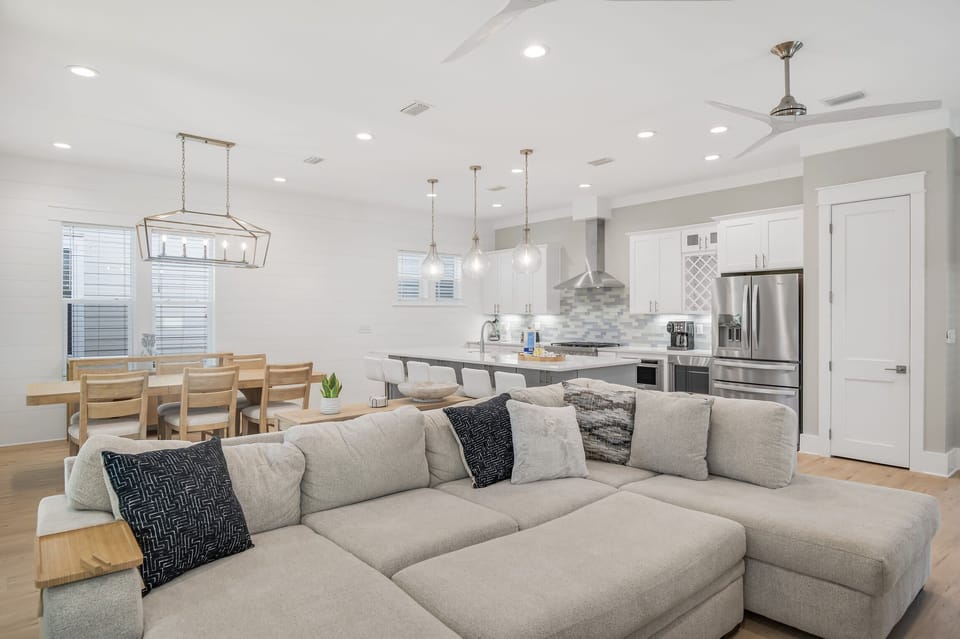 Huge Sectional Couch for the Entire Family!
