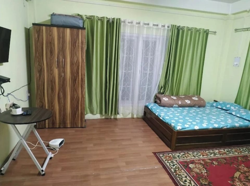 Double Room | WiFi (free), bed sheets