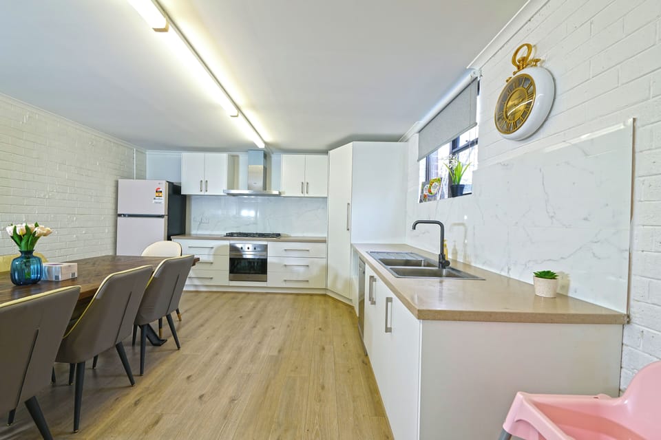 Family House | Private kitchen | Fridge, microwave, oven, dishwasher